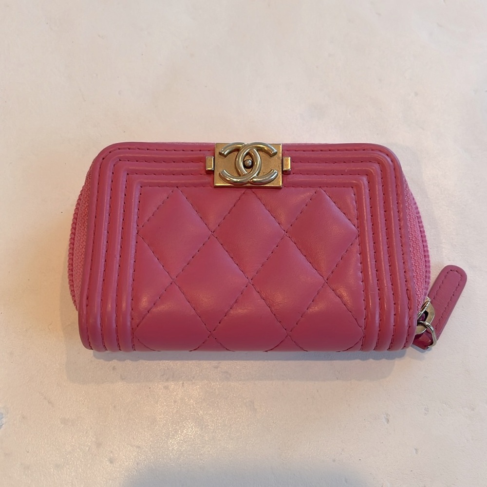 CHANEL Boy Matelasse Lambskin Leather Pink Gold Mini Zip Wallet Card Holder